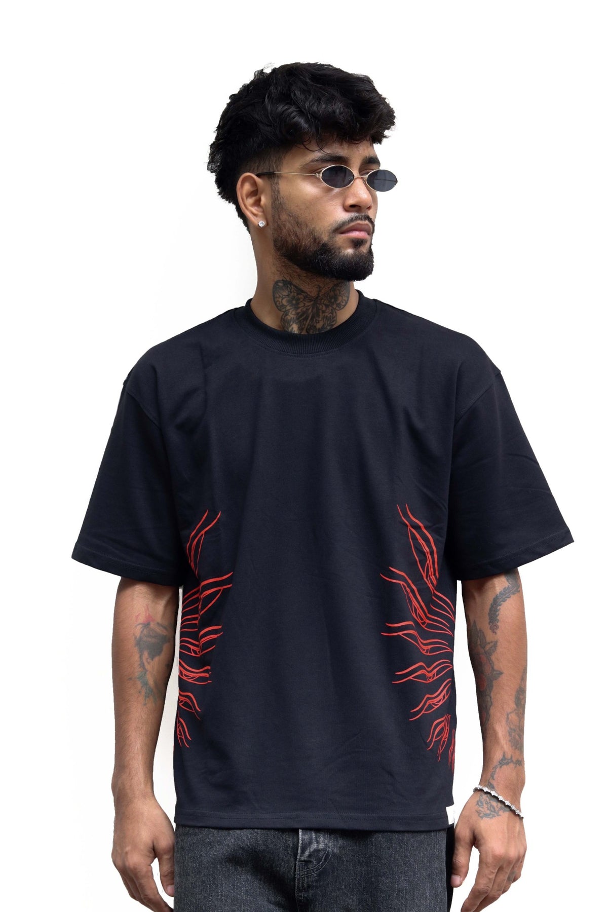 Garuda tee, front with wing print at the sides